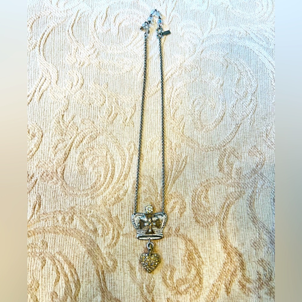 F.A.I.T.H jewelry 18” adjustable silver necklace with crown